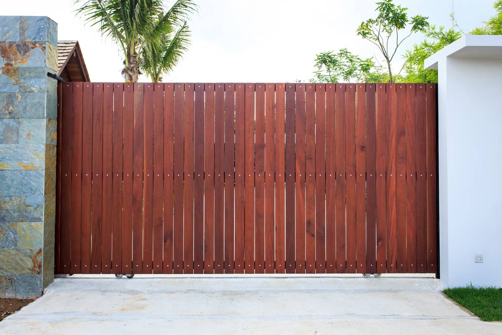 Modern automated driveway gate